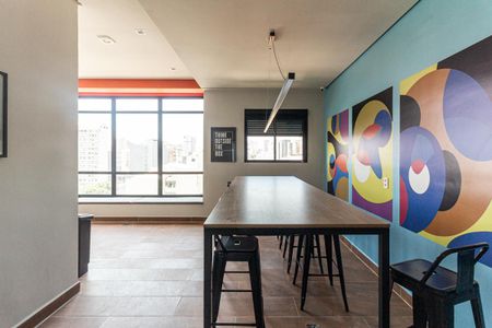 Apartamento à venda com 34m², 2 quartos e sem vagaCoworking