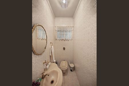 Casa à venda com 266m², 3 quartos e 7 vagas Casa à venda com 266m², 3 quartos e 7 vagasLavabo sala