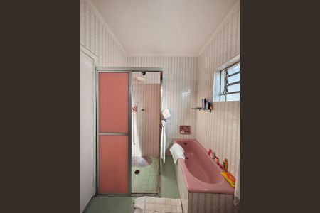 Casa à venda com 266m², 3 quartos e 7 vagas Casa à venda com 266m², 3 quartos e 7 vagasBanheiro da Suíte