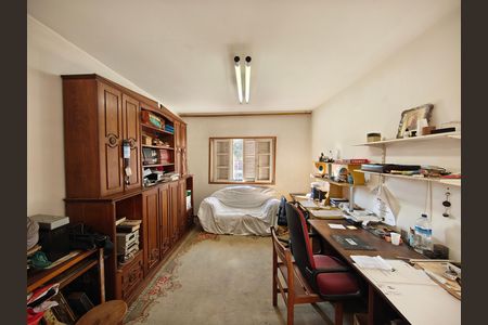 Casa à venda com 266m², 3 quartos e 7 vagas Casa à venda com 266m², 3 quartos e 7 vagasQuarto de Serviço 3
