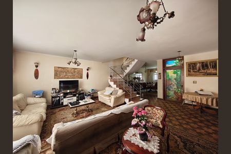 Casa à venda com 3 quartos, 266m² em Jardim Virginia Bianca, São Paulo