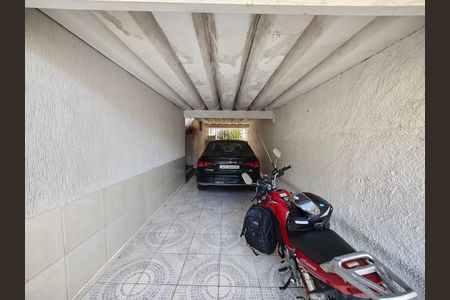 Casa à venda com 266m², 3 quartos e 7 vagas Casa à venda com 266m², 3 quartos e 7 vagasGaragem