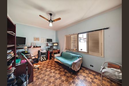 Casa à venda com 266m², 3 quartos e 7 vagas Casa à venda com 266m², 3 quartos e 7 vagasQuarto 2