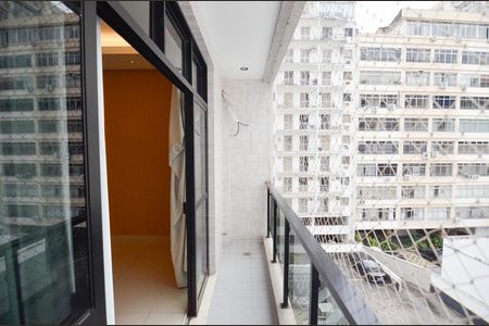Apartamento à venda com 135m², 3 quartos e 2 vagas Apartamento à venda com 135m², 3 quartos e 2 vagasSala