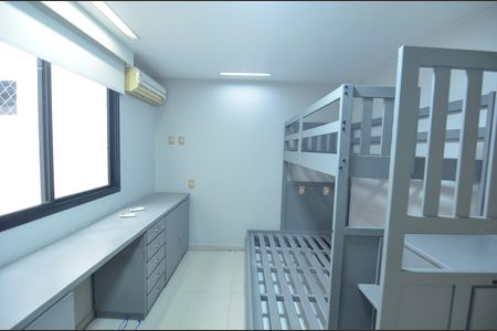 Apartamento à venda com 135m², 3 quartos e 2 vagas Apartamento à venda com 135m², 3 quartos e 2 vagasQuarto 1