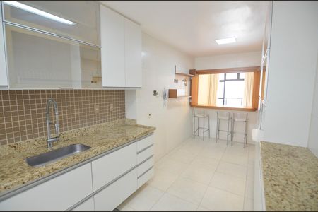 Cozinha de apartamento à venda com 3 quartos, 135m² em Tijuca, Rio de Janeiro