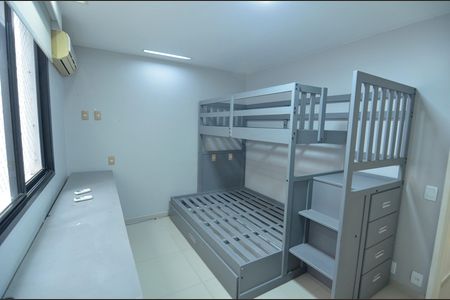 Apartamento à venda com 135m², 3 quartos e 2 vagas Apartamento à venda com 135m², 3 quartos e 2 vagasQuarto 1