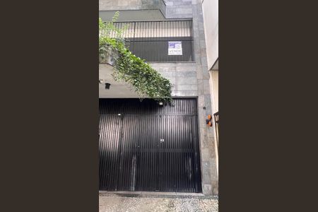 Apartamento à venda com 135m², 3 quartos e 2 vagas Apartamento à venda com 135m², 3 quartos e 2 vagasFachada