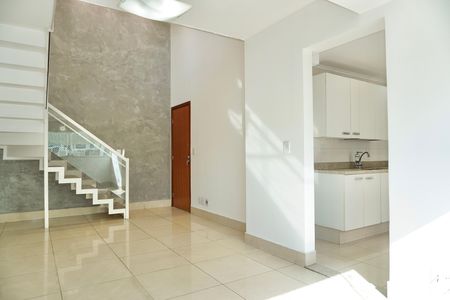 Sala  de apartamento para alugar com 2 quartos, 140m² em Funcionários, Belo Horizonte