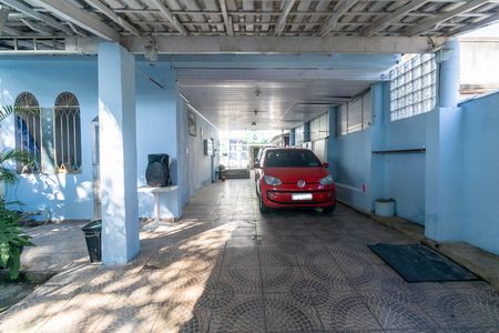 Garagem de casa à venda com 4 quartos, 370m² em Campo Grande, Rio de Janeiro