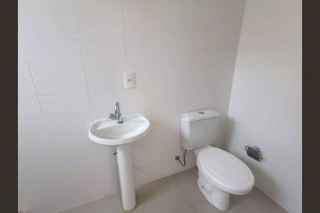 Banheiro 1 de casa de condomínio para alugar com 3 quartos, 254m² em Neópolis, Gravataí
