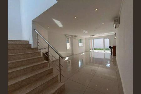 Sala de casa de condomínio para alugar com 3 quartos, 254m² em Neópolis, Gravataí