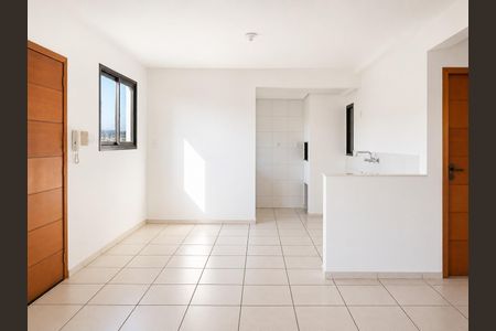 Sala de casa de condomínio para alugar com 3 quartos, 89m² em Dom Feliciano, Gravataí