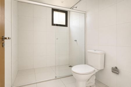 Banheiro de casa de condomínio para alugar com 3 quartos, 89m² em Dom Feliciano, Gravataí
