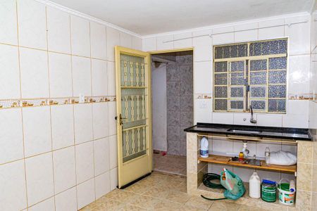 Casa para alugar com 50m², 2 quartos e sem vaga