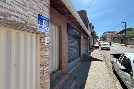 Plaquinha Instalada de casa para alugar com 4 quartos, 174m² em Maria Helena, Belo Horizonte