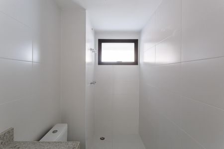 Banheiro da Suíte 3 de apartamento à venda com 3 quartos, 153m² em Indianópolis, São Paulo
