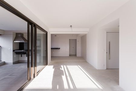 Sala de apartamento à venda com 3 quartos, 153m² em Indianópolis, São Paulo