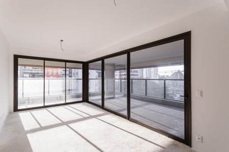 Apartamento à venda com 3 quartos, 153m² em Indianópolis, São Paulo