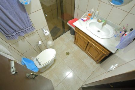 Casa para alugar com 150m², 3 quartos e 2 vagasBanheiro Social 