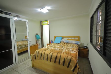 Casa para alugar com 150m², 3 quartos e 2 vagasSuíte 