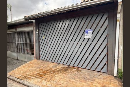 Casa para alugar com 150m², 3 quartos e 2 vagas Casa para alugar com 150m², 3 quartos e 2 vagasFachada