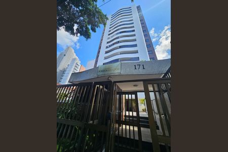 Apartamento para alugar com 116m², 3 quartos e 2 vagas Apartamento para alugar com 116m², 3 quartos e 2 vagasFachada e portaria