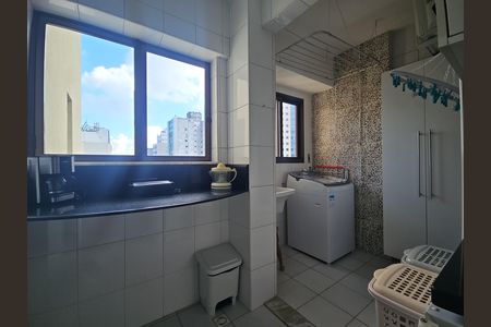 Apartamento para alugar com 116m², 3 quartos e 2 vagas Apartamento para alugar com 116m², 3 quartos e 2 vagasÁrea de Serviço
