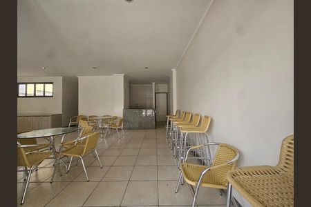 Apartamento para alugar com 116m², 3 quartos e 2 vagas Apartamento para alugar com 116m², 3 quartos e 2 vagasÁrea comum - Salão de festas