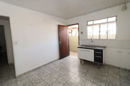 Cozinha de casa para alugar com 1 quarto, 55m² em Pestana, Osasco
