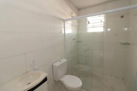 Banheiro de casa para alugar com 1 quarto, 55m² em Pestana, Osasco