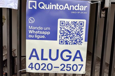 Plaquinha de casa para alugar com 3 quartos, 120m² em Vila Santo Estevão, São Paulo