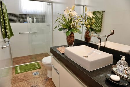 Apartamento para alugar com 125m², 4 quartos e 2 vagas Apartamento para alugar com 125m², 4 quartos e 2 vagasBanheiro Social