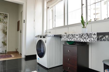 Apartamento para alugar com 125m², 4 quartos e 2 vagas Apartamento para alugar com 125m², 4 quartos e 2 vagasÁrea de Serviço