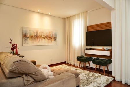 Apartamento para alugar com 125m², 4 quartos e 2 vagas Apartamento para alugar com 125m², 4 quartos e 2 vagasSala