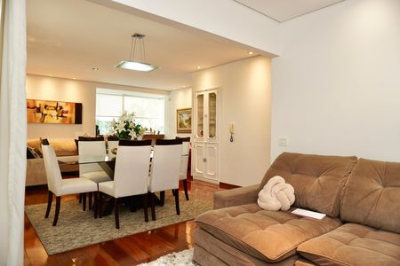 Sala  de apartamento para alugar com 4 quartos, 125m² em Sion, Belo Horizonte