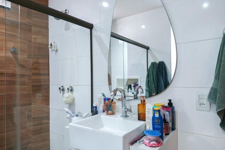 Apartamento à venda com 70m², 2 quartos e sem vagaBanheiro 