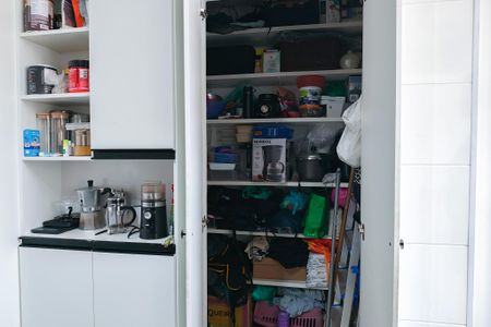 Apartamento à venda com 70m², 2 quartos e sem vagaDespensa 