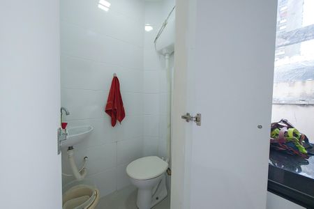 Apartamento à venda com 70m², 2 quartos e sem vagaBanheiro de serviço