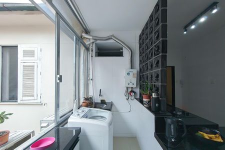 Apartamento à venda com 70m², 2 quartos e sem vagaÁrea de Serviço 
