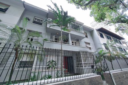 Apartamento à venda com 70m², 2 quartos e sem vagaFachada 