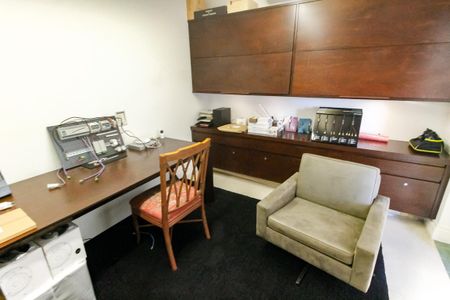 Casa de condomínio à venda com 460m², 4 quartos e 4 vagasSala 3