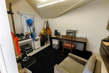 Casa de condomínio à venda com 460m², 4 quartos e 4 vagasSala 3