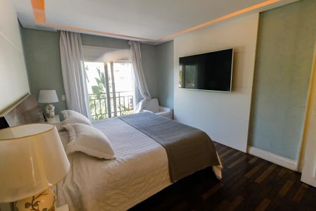 Casa de condomínio à venda com 460m², 4 quartos e 4 vagasSuíte 3