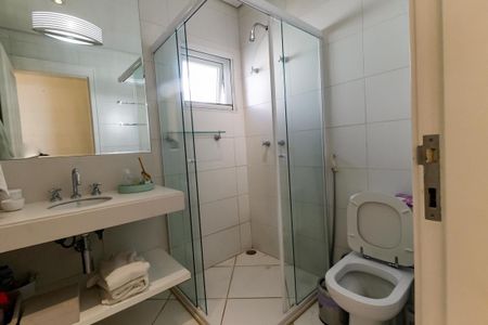Casa de condomínio à venda com 460m², 4 quartos e 4 vagasBanheiro Corredor