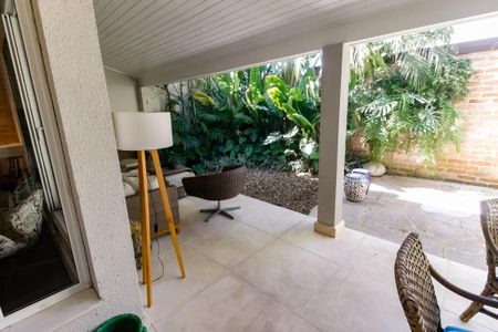 Casa de condomínio à venda com 460m², 4 quartos e 4 vagasÁrea gourmet