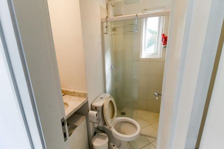 Casa de condomínio à venda com 460m², 4 quartos e 4 vagasBanheiro de serviço