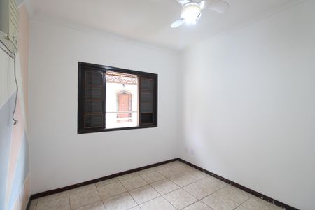 Casa de condomínio para alugar com 192m², 3 quartos e 2 vagasQuarto 1