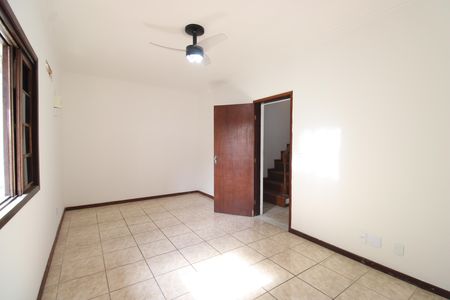 Casa de condomínio para alugar com 192m², 3 quartos e 2 vagasSuíte