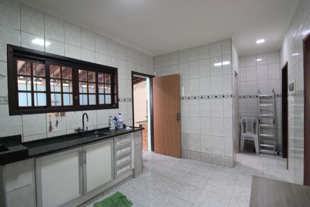 Casa de condomínio para alugar com 192m², 3 quartos e 2 vagasCozinha